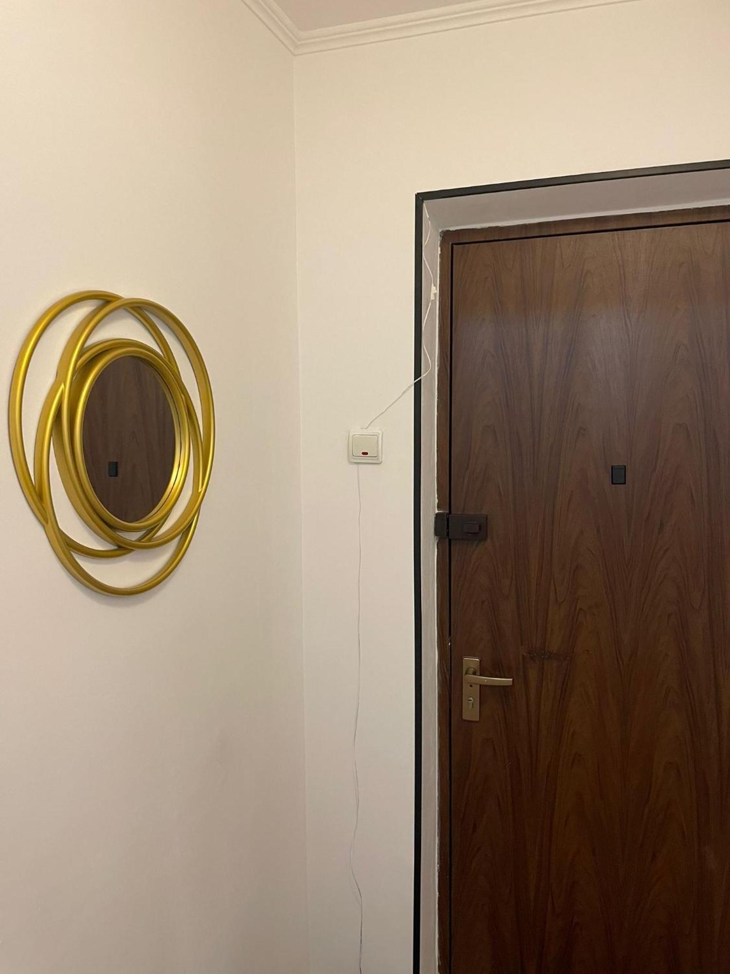 Emm Apartament - 100M Parc Si Metrou Tinererului Βουκουρέστι Εξωτερικό φωτογραφία